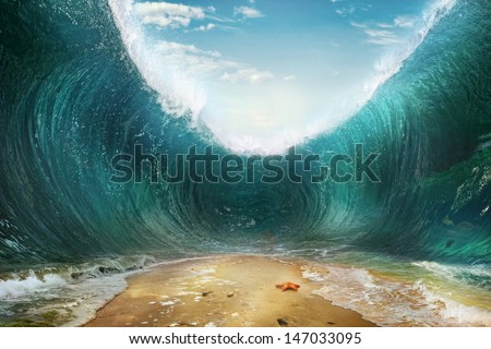 The seas are being parted  Royalty-Free Stock Photo #147033095