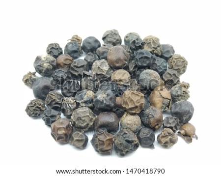 A picture of black pepper on a white background