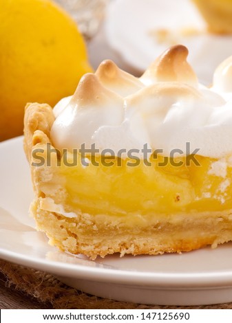 American lemon cake