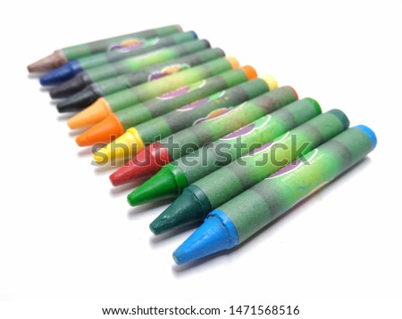 A picture of wax crayons color on white background