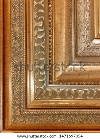 Artistic Luxury Golden Frame Model for Home Interior Decoration Purpose