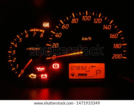 System warning lights on the car dial