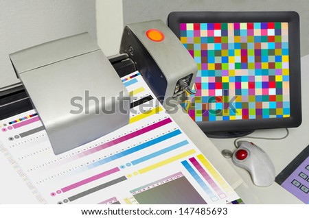 Printing Press color management control unit. Display of spectrophotometer measured values density and Lab