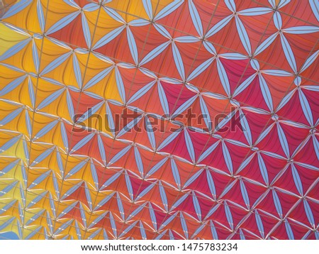 pink and yellow pattern in Seville