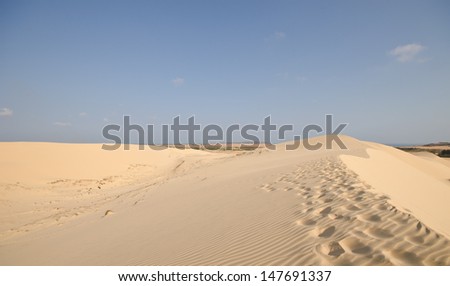 White sand dunes in Mui Ne 