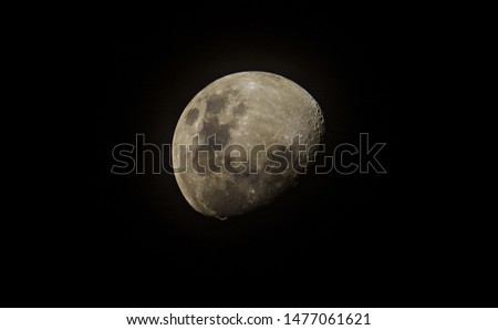 Photo of our natural satelite, the Moon