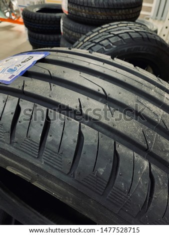 Сar tire with new tread