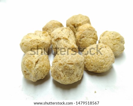 A picture of soyachunks on white background