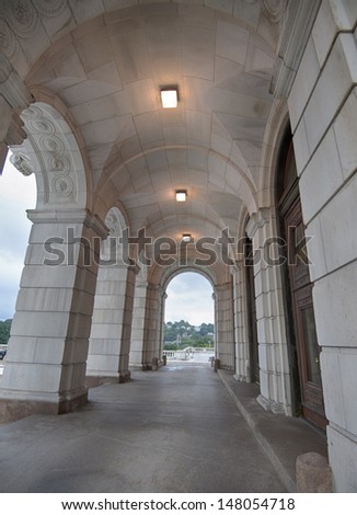 Entry at Rhode Island State House