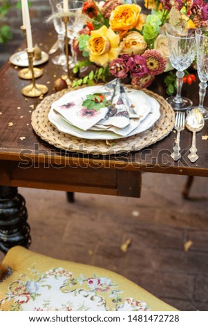 yellow and orange wedding table in autumn style