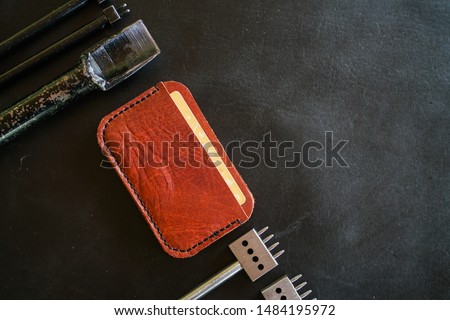 Genuine leather money card purse craftmanship working with handmade tool