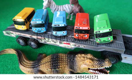 Bus Toys Animal toys crocodile dinosaur container truck