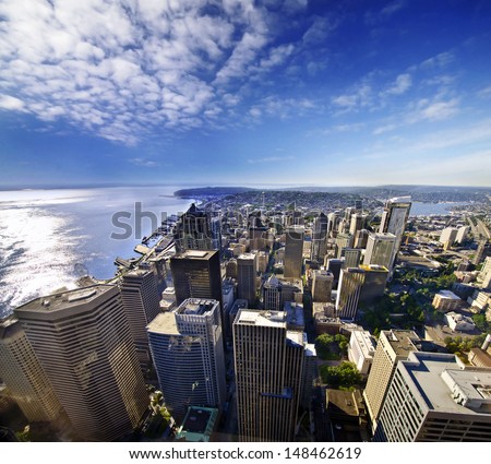 A beautiful view of seattle downtown from columbia tower