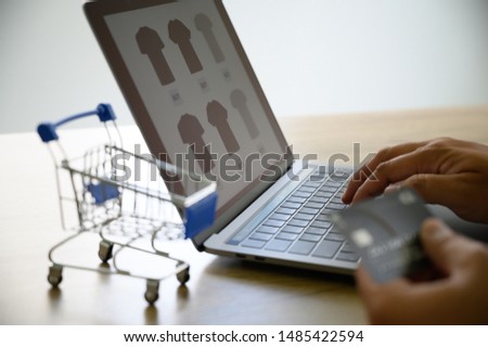 Business people use Technology E-commerce Internet Global Marketing Purchasing Plan and Bank Ecommerce Concept
