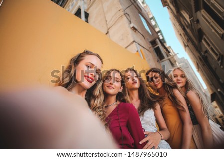 A group of girl take a selfie