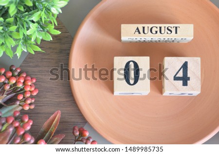 August month design with flower and earthenware, 4.
