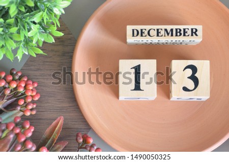 December month design with flower and earthenware, 13.