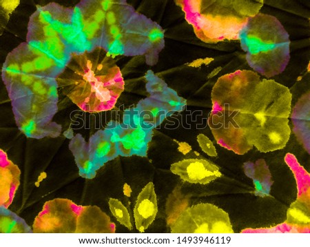 Traditional Design. Acrylic Artwork. Dark Background. Abstract Watercolour Background. Autumn Dirty art. Trendy tie dye pattern. Ink blur. Vivid Brushstrokes on Painting Wallpaper.