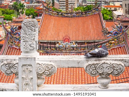 Roof of Longshan Temple in Taipei