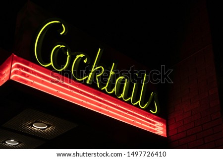 Dive Bar Neon Cocktails Sign 