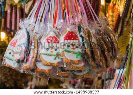 Gingerbread Owls on Christmas Market