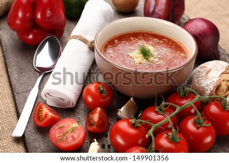 soup and tomatoes 