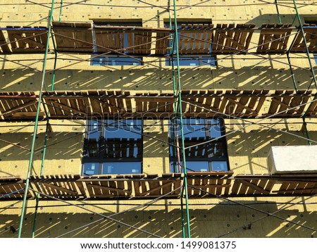 Construction of a building with external insulation