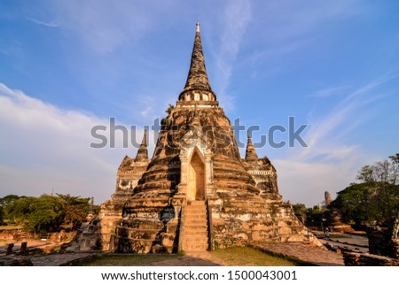 Old Thai Ruins, Ayutthaya, Beautiful photo picture taken in thailand, Asia