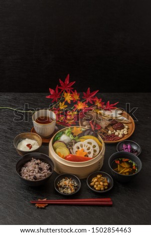 Japanese kaiseki(simple meal served before a ceremonial tea) vegetarian cuisine