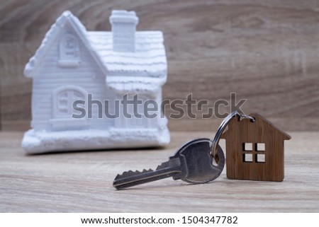 House keys for homeowners. Renting and selling houses