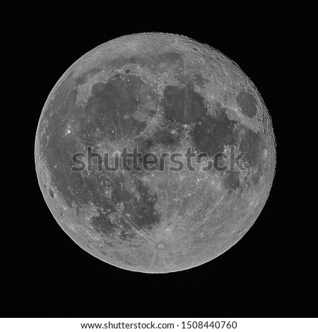 
Full moon photography from Spain in high resolution