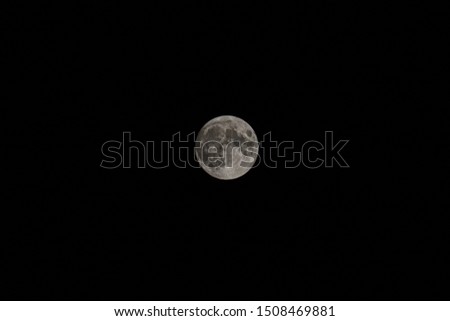 Full moon in black sky picture