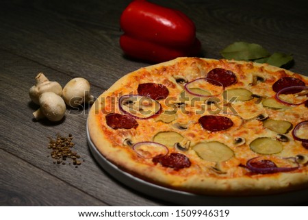 the most delicious pizza with cheese