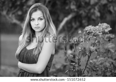 Black and white of a portrait girl