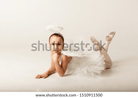 photo session of a little ballerina