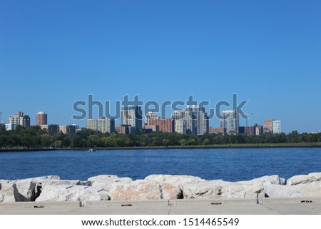 Milwaukee water with city skyline view