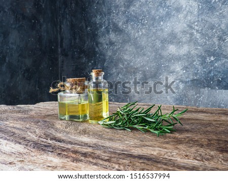 Rosemary Essential Oil Enhances memory Can reduce forgetfulness and forgetting Against depression, healthy concept