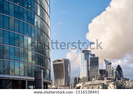 Modern London architecture and the financial district
