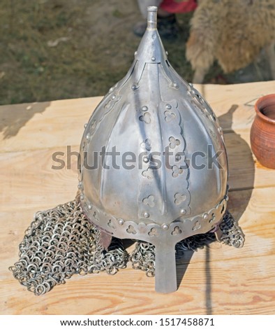 combat equipment of the ancient Roman