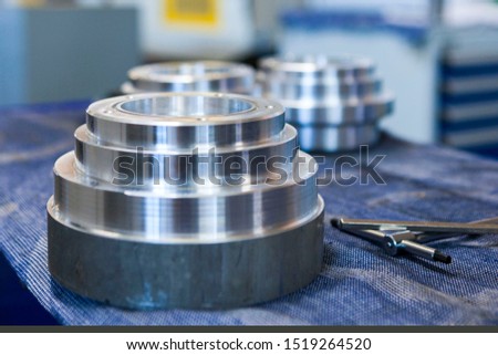 pre-fabricated machine parts for molding