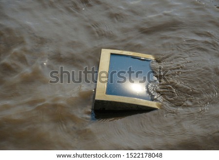 Electronic waste/Electronic waste in water