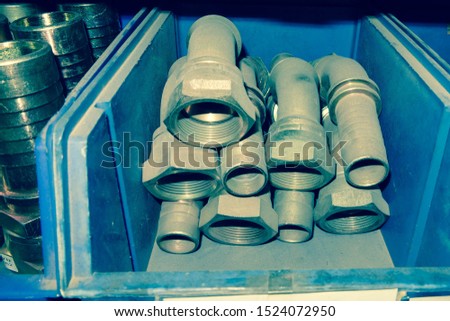 many hydraulic fitting in stock