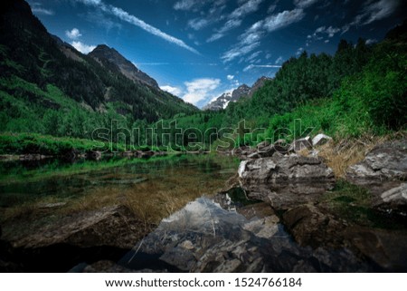 Pictures of the maroon bells in Aspen Colorado with nice reflections of the mountains on the lakes