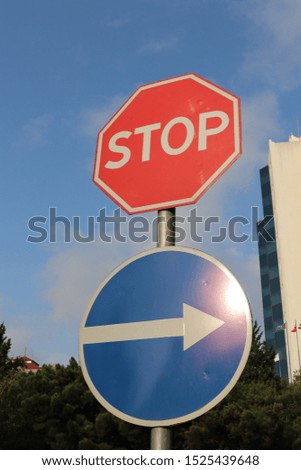 roadside warning sign for cars