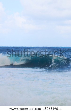enormous wave at the atlantic