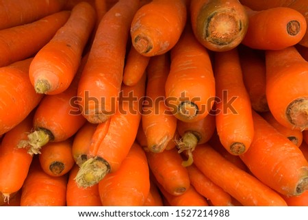 Photo of carrots as seen in grocery store