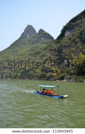 Boat cruises along the Li river, Guilin