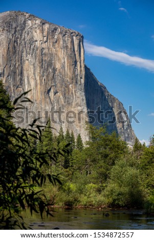 Yosemite National Park famous Tunnel View