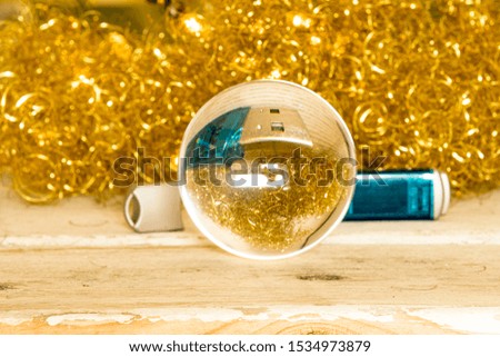 USB stick with glass ball and christmas lights golden