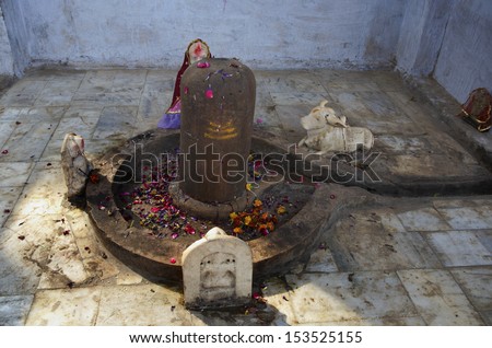 India, Rajasthan, Pushkar, small religious statues
